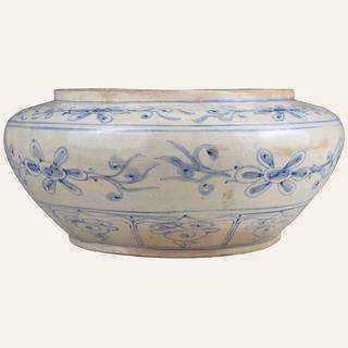 Fine Chu Dau Blue and White 'Chrysanthemum' Jar