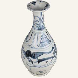Blue and White 'Birds in Flight' Pear-Shaped Bottle Vase